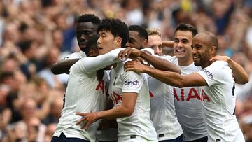 Jugadores de Tottenham en un partido de la Premier League