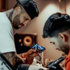 Un payaso y este tipo de corona: los tatuajes que pueden meterte en serios problemas