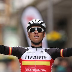 Movistar firma a la promesa española Íñigo Elosegui