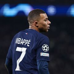 PSG hold two cards to keep Kylian Mbappé in Paris