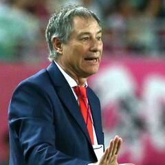 Holan reveló por qué eligió a la UC por sobre Santos de Brasil