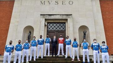 GRAFCAV519. BILBAO, 03/11/2020.- El Museo de Bellas Artes de Bilbao ha acogido este martes la presentación del campeonato manomanista, el más importante de la especialidad reina de la pelota. EFE/Miguel Toña