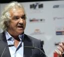 Briatore: "En tres o cuatro carreras el mundial estará decidido"