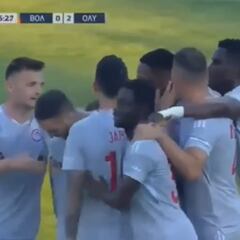 ¡Imperdible! La asistencia de James en goleada de Olympiacos