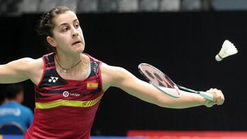 BGS52. JAKARTA (INDONESIA), 25/01/2018.- Carolina Marin de España en acción contra Line Hojmark Kjaersfeldt de Dinamarca durante el partido de segunda ronda femenino en el Daihatsu Masters 2018 en Yakarta, Indonesia hoy, jueves 25 de enero de 2018. Marin ganó el partido. EFE/BAGUS INDAHONO