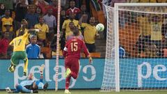 La fiesta acaba mal: España cayó en Sudáfrica y se rompió Valdés