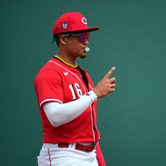 Prospecto de los Cincinnati Reds es suspendido 80 partidos