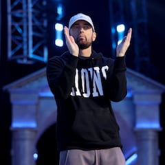 Who is performing at the 2024 MTV Video Music Awards ceremony? VMA singers and performers