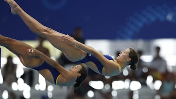 SINGAPORE (Singapore), 28/07/2025.- Valeria Antolino and Ana Carvajal of Spain compete during the Women's 10m Synchronised Diving preliminaries at the World Aquatics Championships Singapore 2025 in Singapore, 28 July 2025. (España, Singapur) EFE/EPA/RUNGROJ YONGRIT