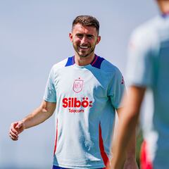 Laporte, sobre volver al Athletic en el futuro: “Sí, por qué no”