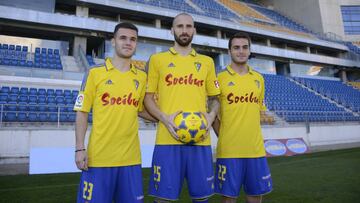 Tres presentaciones y una despedida en el Cádiz