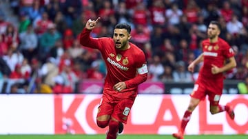 Alexis Vega celebrates his goal 3-0 of Toluca during the 13th round match between Toluca and Queretaro as part of the Liga BBVA MX, Torneo Apertura 2025 at Nemesio Diez Stadium, on October 18, 2025 in Toluca, Estado de Mexico, Mexico.
