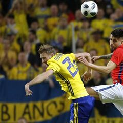 La revolución de Rueda en la Roja: adiós a los centrales bajos