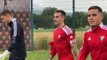 Lizoain, &Aacute;lex L&oacute;pez y Sim&oacute;n Moreno seguir&aacute;n defendiendo la camiseta rojilla en la nueva temporada.