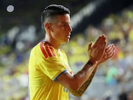 FORT LAUDERDALE, FLORIDA - NOVEMBER 15: James Rodriguez #10 of Colombia looks on during the International Friendly match between Colombia and New Zealand at Chase Stadium on November 15, 2025 in Fort Lauderdale, Florida. Leonardo Fernandez/Getty Images/AFP (Photo by Leonardo Fernandez / GETTY IMAGES NORTH AMERICA / Getty Images via AFP)