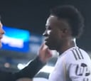 La reacción de Vinicius cuando Xabi le dice que el penalti “era clarísimo”