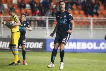 Futbol, Deportes Iquique vs Gremio,
Copa Libertadores 2017.
El jugador de  Deportes Iquique Diego Bielkiewicz, celebra su gol contra Gremio durante el partido de Copa Libertadores disputado en el estadio Zorros del desierto Calama, Chile.
03/05/2017
Cristian Rudolffi/Photosport******

Football, Deportes Iquique vs Gremio,
Copa Libertadores Championship 2017.
Deportes Iquique's player Diego Bielkiewicz, celebrates his goal against Gremio during the match of the  Copa Libertadores Championship at Zorros del desierto stadium Calama, Chile.
03/05/2017 
Cristian Rudolffi/Photosport