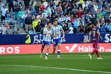 El equipo de moda marcó cinco goles ante el Huesca y aporta tres integrantes en el once de esta semana. Larrubia es uno de ellos, gracias a un gol marca de la casa, con un sutil disparo y una asistencia, la del quinto gol.