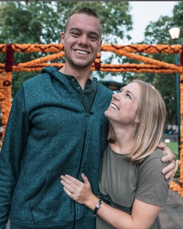 Greg y Hillary son dos estadounidenses viviendo y viajando por México, compartiendo cada una de sus aventuras a través de redes sociales.
