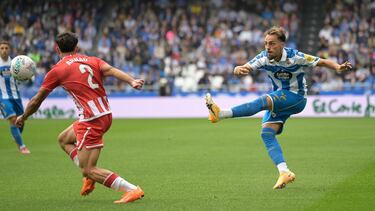 Aprobados y suspensos del Almería: muestra de personalidad en el campo del líder