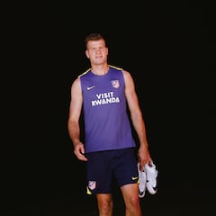 Sorloth: “Tenemos que marcar y mandar balones al área... me gusta”