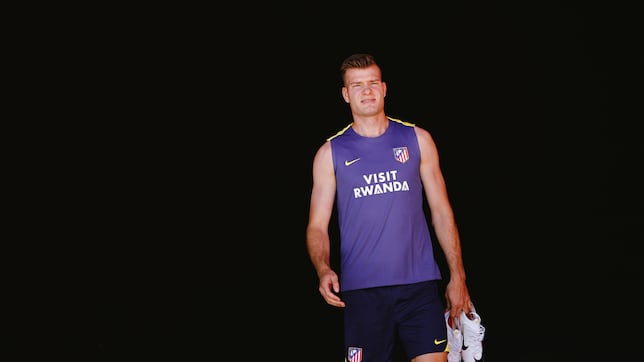 Sorloth: “Tenemos que marcar y mandar balones al área... me gusta”