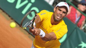 Alejandro Falla reemplazará a Robert Farah en la Copa Davis