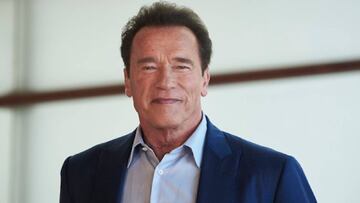 Arnold Schwarzenegger promociona 'Terminator' con dos estrellas de la NBA