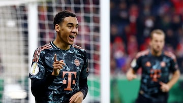 Musiala celebra un gol durante el partido de Pokal contra el Mainz.