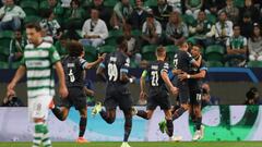 Los jugadores del Marsella celebran la victoria ante el Sporting de Portugal.