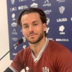 Álvaro: “Quiero ser el mejor portero de Segunda”