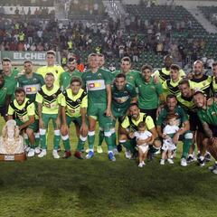 Gonzalo Villar acaba con el Almería y deja en Elche el 'Festa'