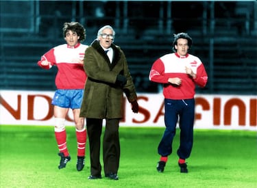 En memoria de los revolucionarios