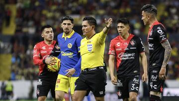 Comisión de Arbitraje revela audios del polémico penal en el Atlas vs América