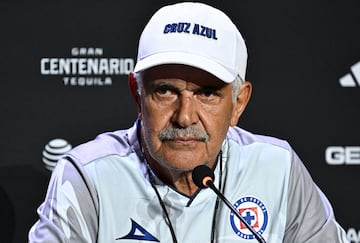 (FILES) Mexico's Cruz Azul coach Ricardo Ferretti participates in a press conference in Fort Lauderdale, Florida, on July 20, 2023, on the eve of their Leagues Cup football match against Major League Soccer's Inter Miami. Brazilian Ricardo 'Tuca' Ferretti was dismissed as coach of Cruz Azul as a result of the negative results in the Apertura 2023 Mexican football tournament and in the Leagues Cup, the Mexican team announced on August 7, 2023. (Photo by CHANDAN KHANNA / AFP)