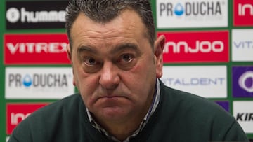 Carlos Pouso, ex entrenador del Racing y el Mirandés.