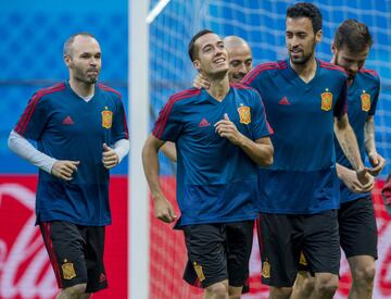 Iniesta, Lucas Vázquez y Busquets. 