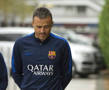 Luis Enrique does his own thing