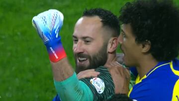 Asistencia de Ospina con Al Nassr ante la mirada de Cristiano