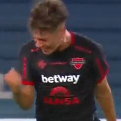 El '10' del futuro se estrenó con todo en Ñublense: ¡gol ante un gigante del continente!
