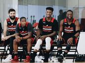 Butler y Wade, capitanes de un barco sin tiro exterior