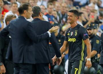 Cristiano Ronaldo devastated after being sent off