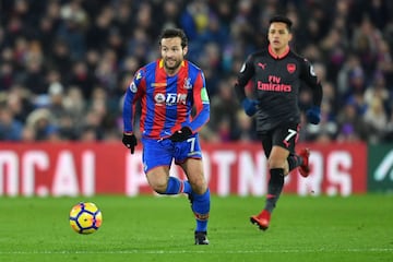 Alexis Sánchez anotó dos goles en la victoria de Arsenal sobre Crystal Palace.