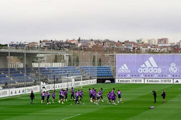 Entrenamiento del Real Madrid, este jueves.