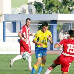Óscar Fernández dirige al Almería ante Las Palmas antes de ser destituido