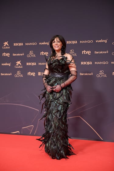 La actriz Ana Álvarez posa en la alfombra roja de la 40º edición de los Premios Goya.