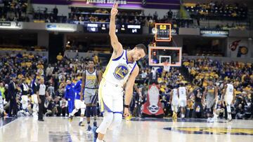 INDIANAPOLIS, INDIANA - JANUARY 28: Stephen Curry #30 of the Golden State Warriors celebrates after making a basket to end the first half against the Indiana Pacers at Bankers Life Fieldhouse on January 28, 2019 in Indianapolis, Indiana. Andy Lyons/Getty Images/AFP
== FOR NEWSPAPERS, INTERNET, TELCOS & TELEVISION USE ONLY ==