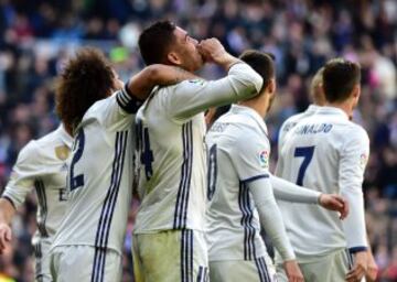 Casemiro celebra el quinto gol.