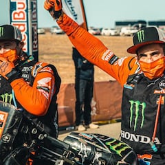 Benavides hereda la corona