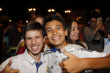 Los aficionados del Real Madrid celebraron título en La Cibeles.